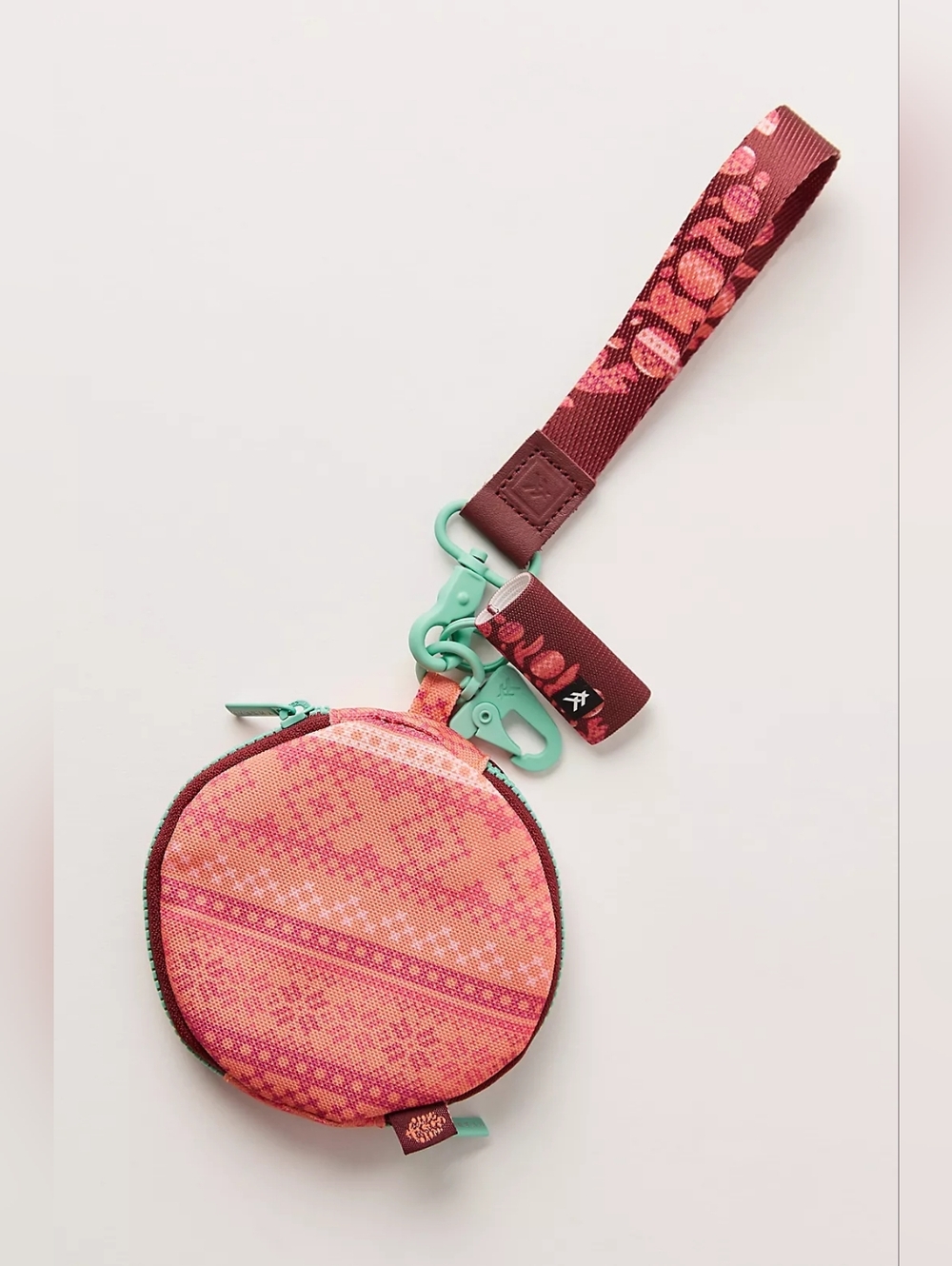 🪷NWT Free People FP Movement X Thread Sidekick Wallet In Peach Flirt 🌙
